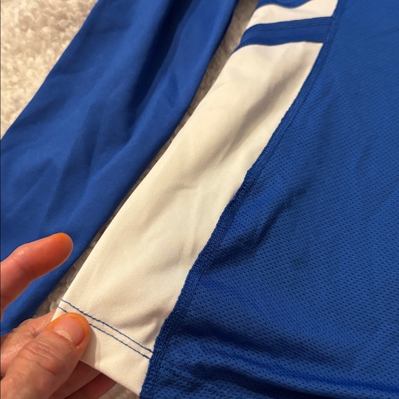 Nike Women's Blue Athletic Top - Picture 6 of 7